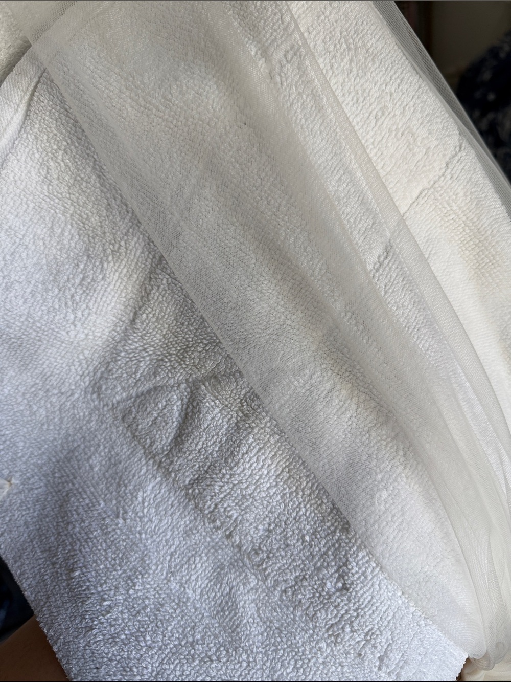 118x118 inch Dark Ivory Champagne Plain Cathedral Wedding Veil Bridal Soft Tulle - Picture 7 of 8